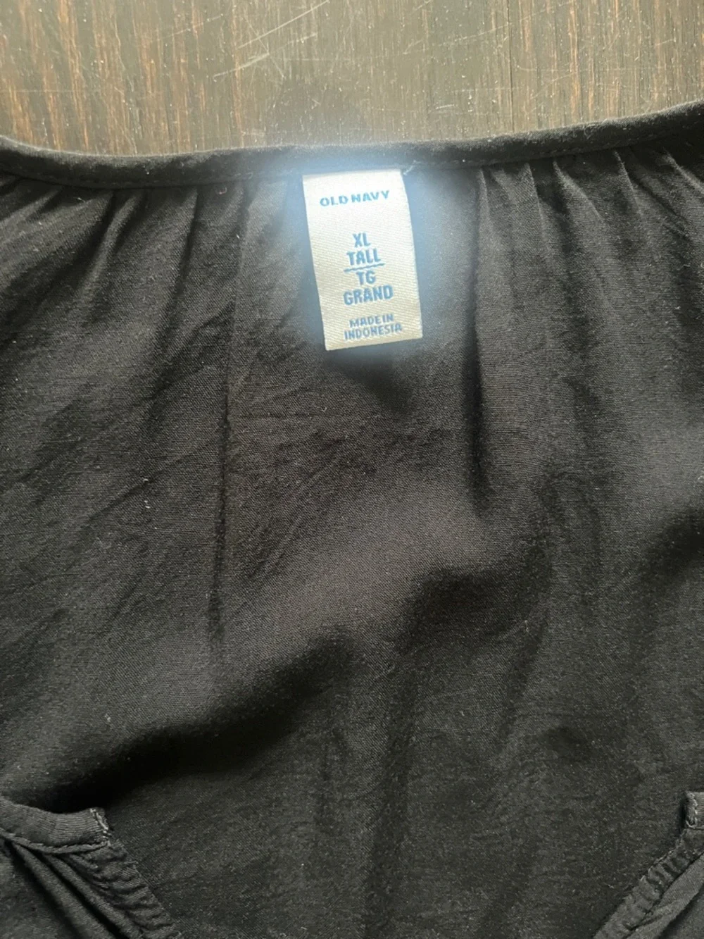 Old Navy Black V-Neck Long Sleeve Top with Gathered Neckline XL TALL - Picture 2 of 8